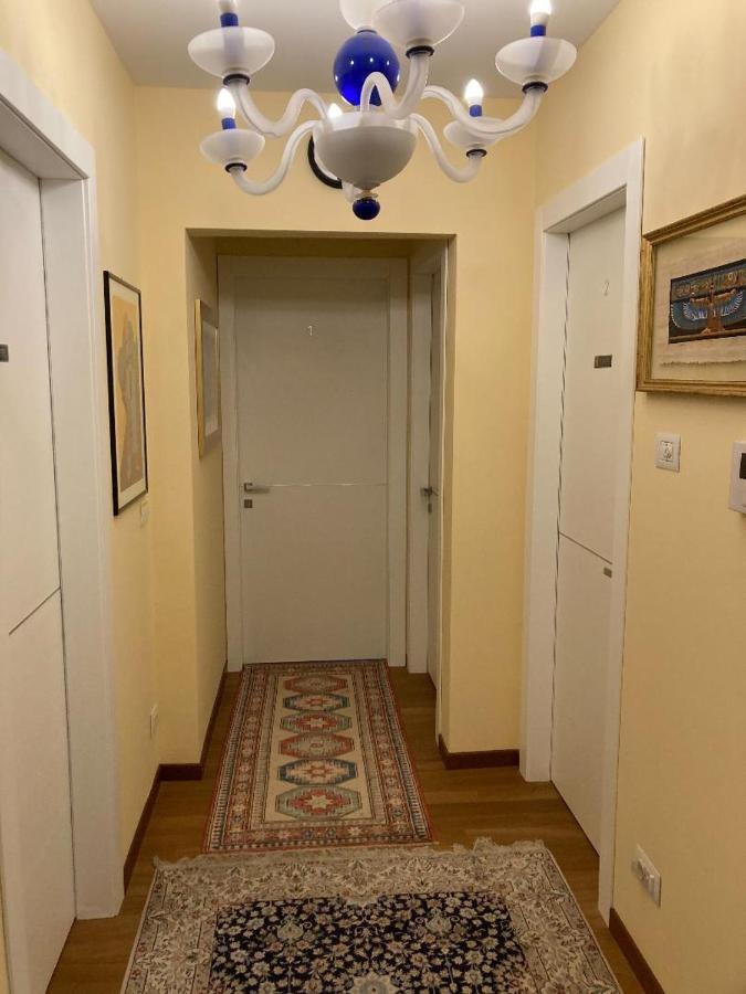Villa Greta Laives Esterno foto